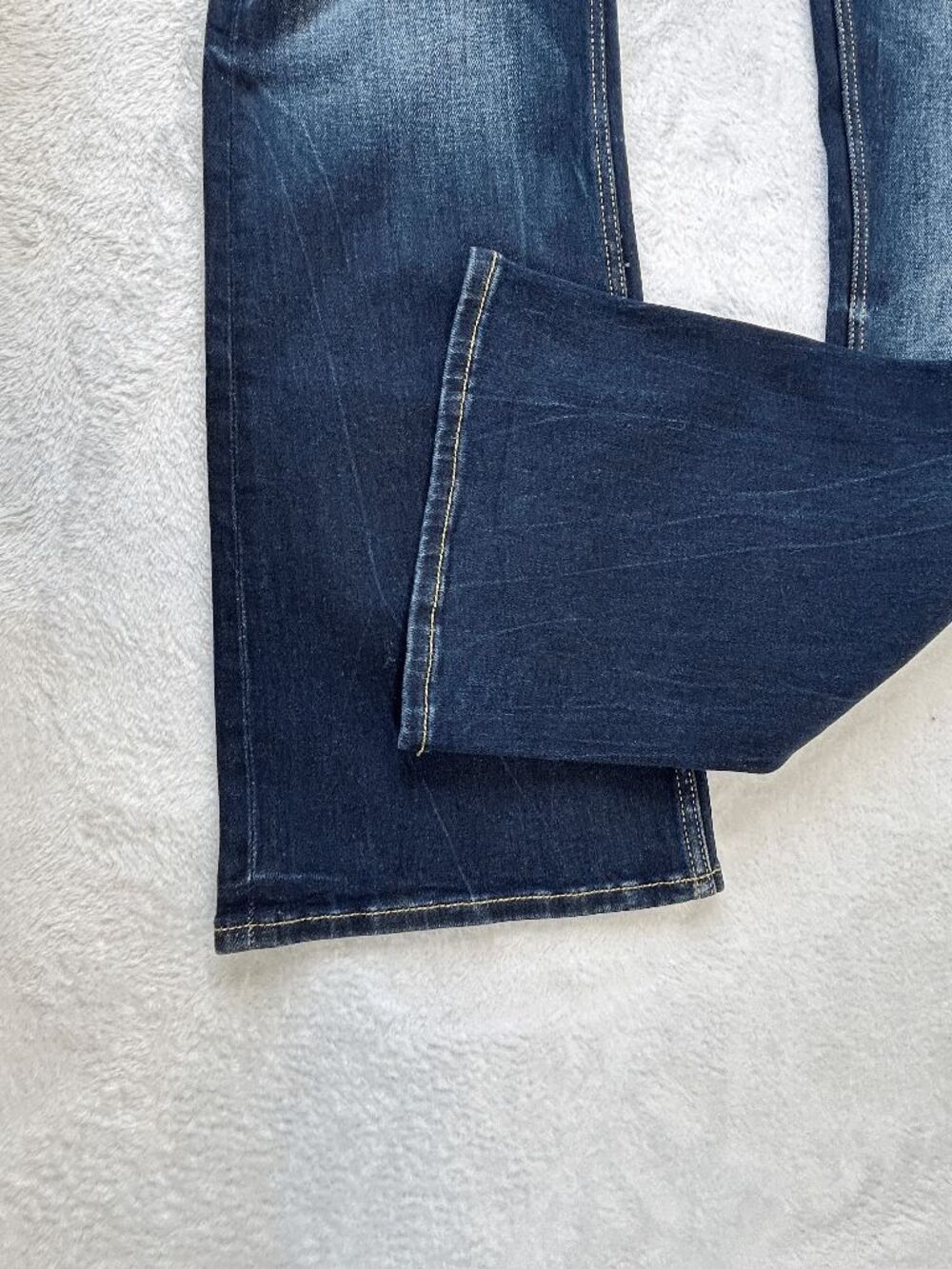 BKE Stella Slim Fit Low Rise Boot Cut Jeans Size 31 X 31.5 Medium Wash Stretch - Picture 6 of 9